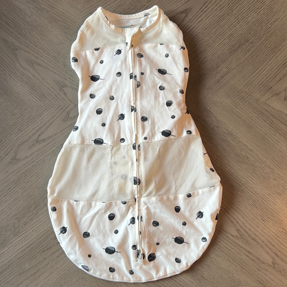 Happiest Baby Sleepea Swaddle